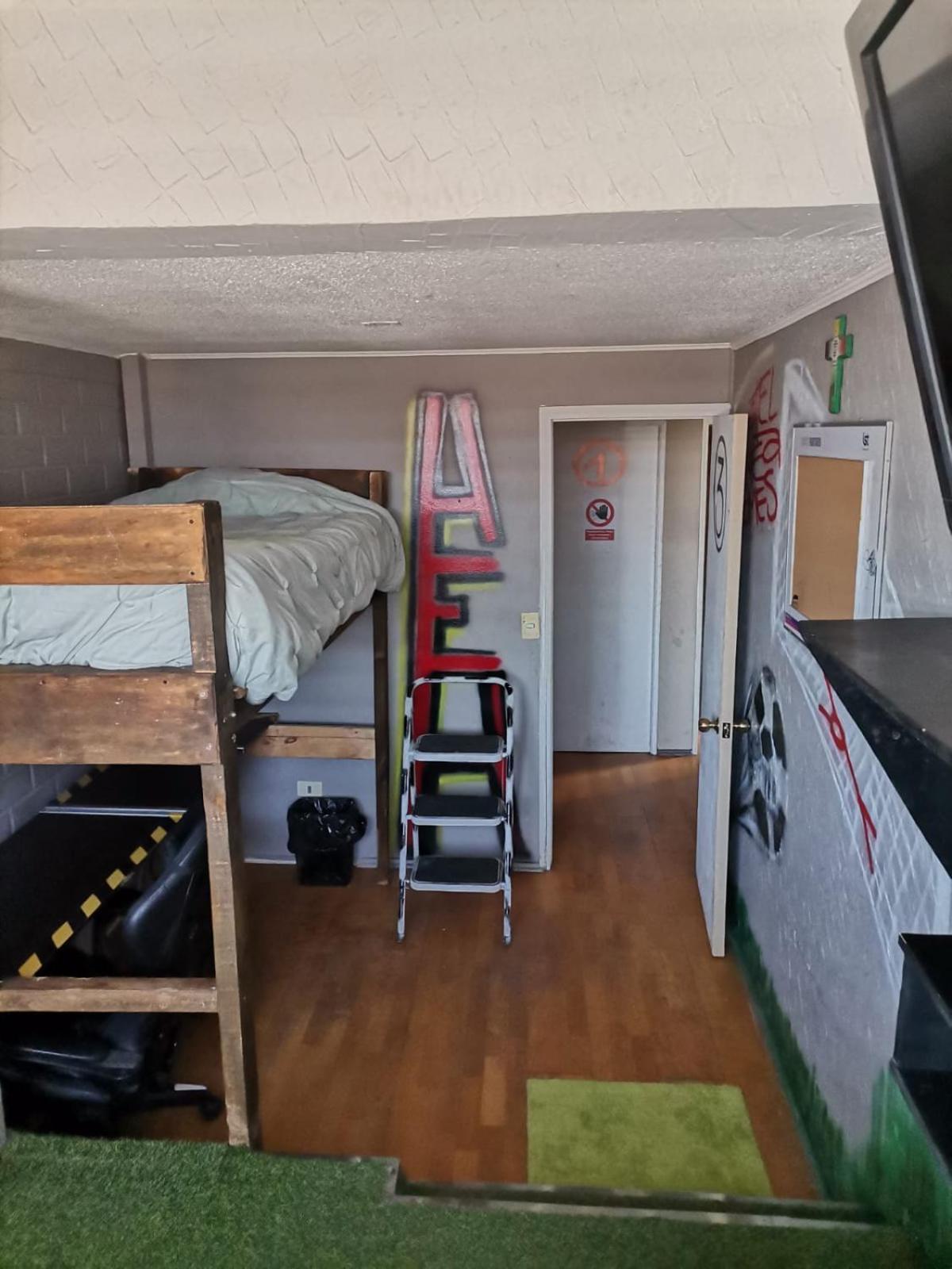Hostel Enea Homes 圣地亚哥 外观 照片